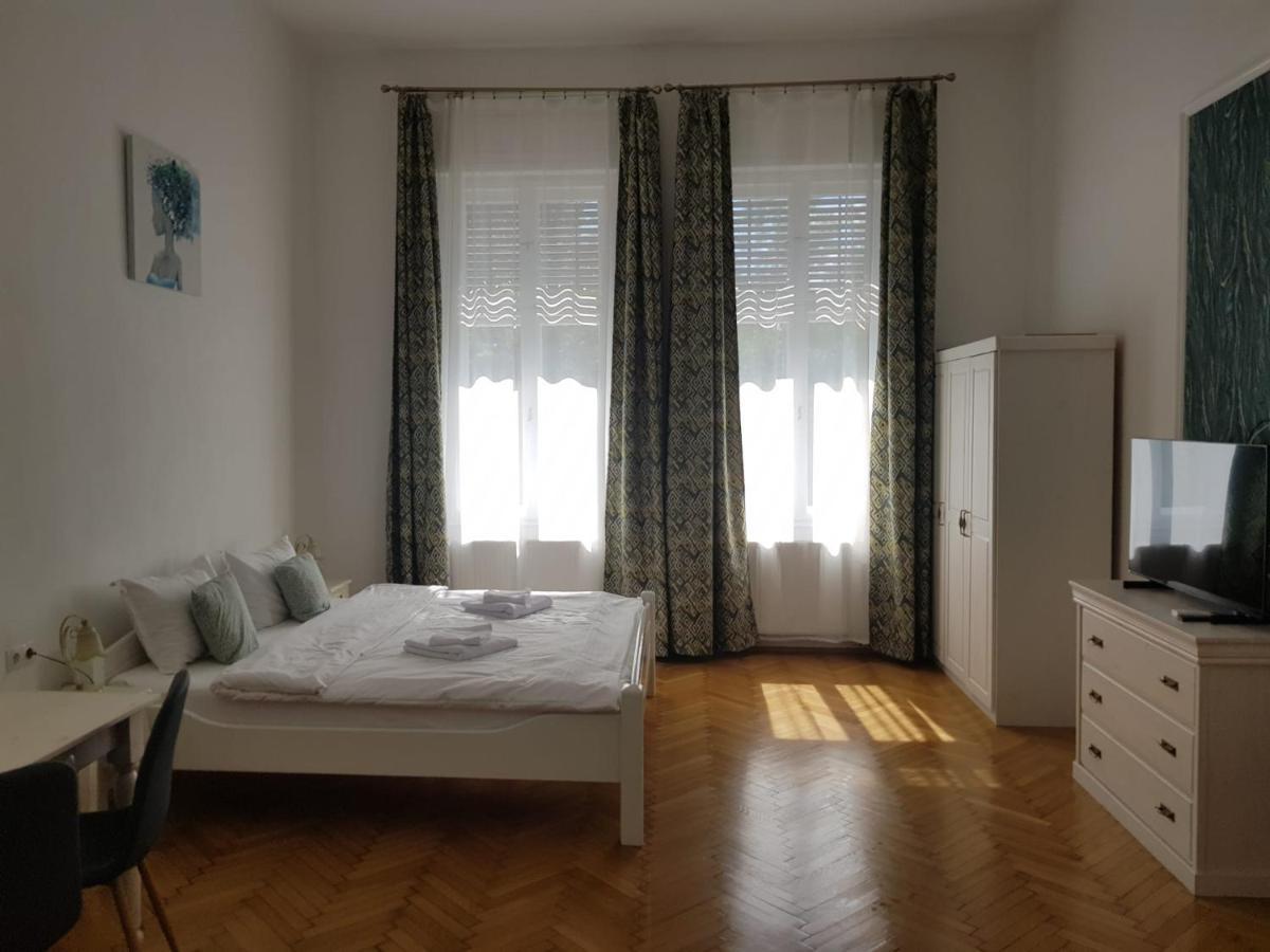 Liberte Apartments Oradea Exterior foto